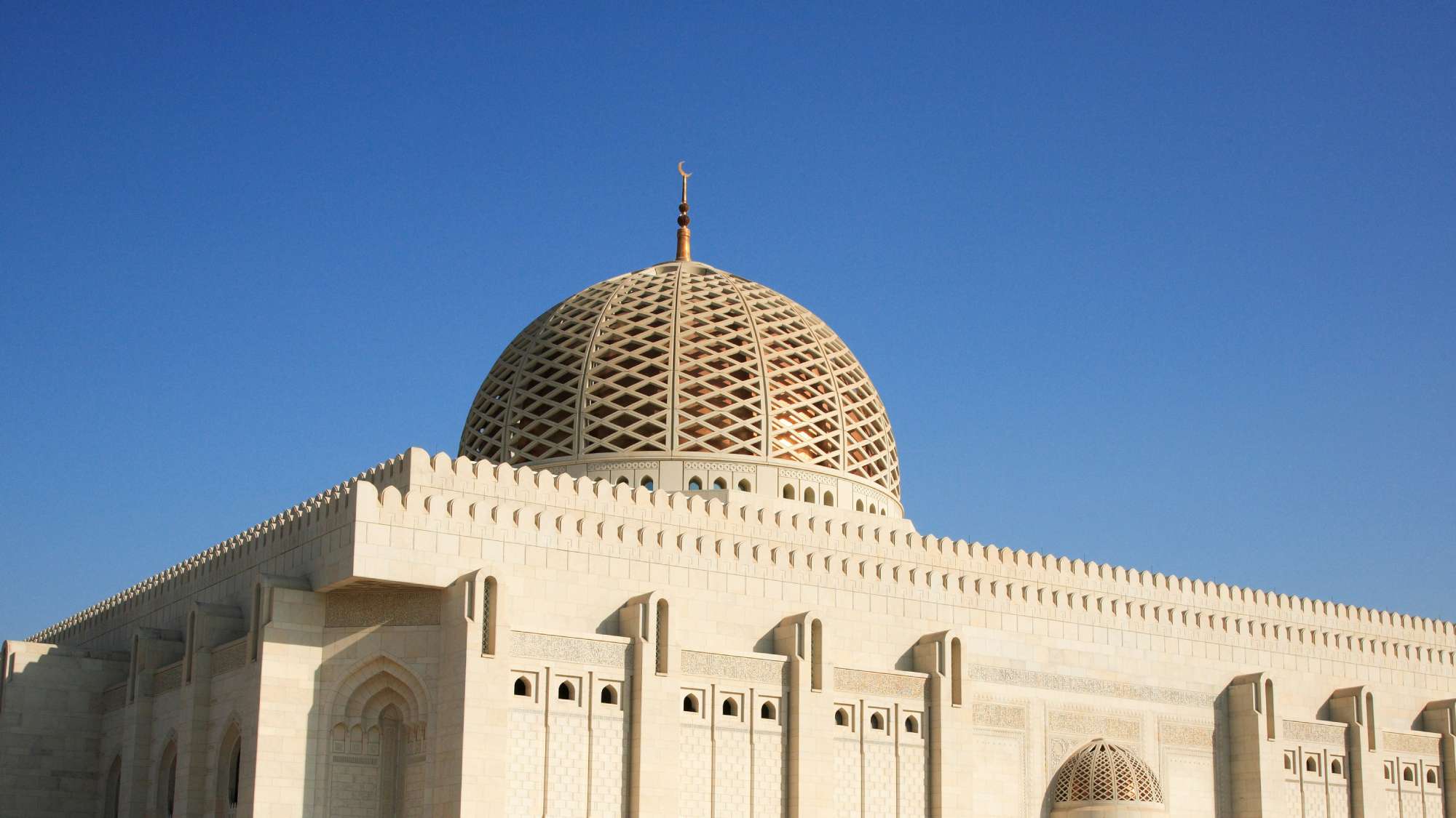 Sultan Qaboos Grand Mosque, Muscat, Oman